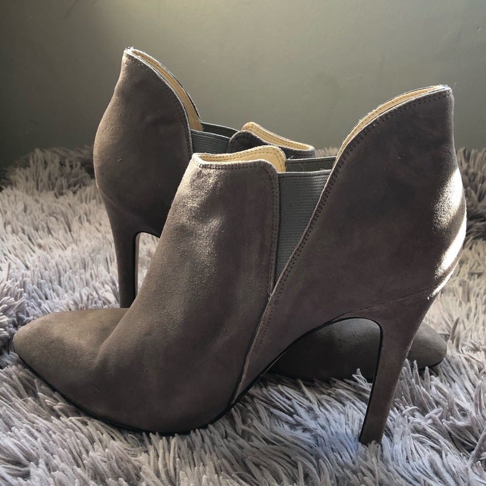 Audrey Brooke high heeled boots